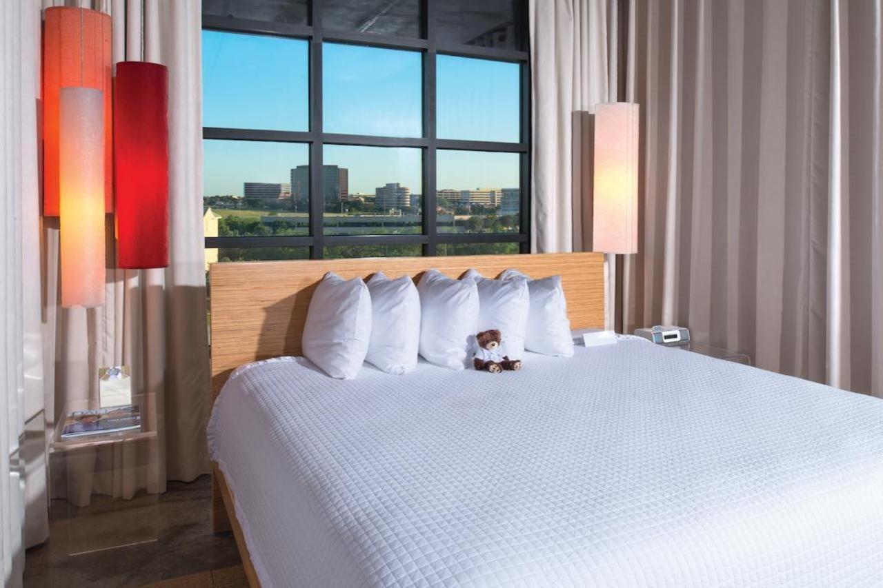 Nylo Las Colinas Hotel, Tapestry Collection By Hilton Ирвинг Экстерьер фото